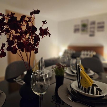 Holiness Apartmanok Segedin Dış mekan fotoğraf