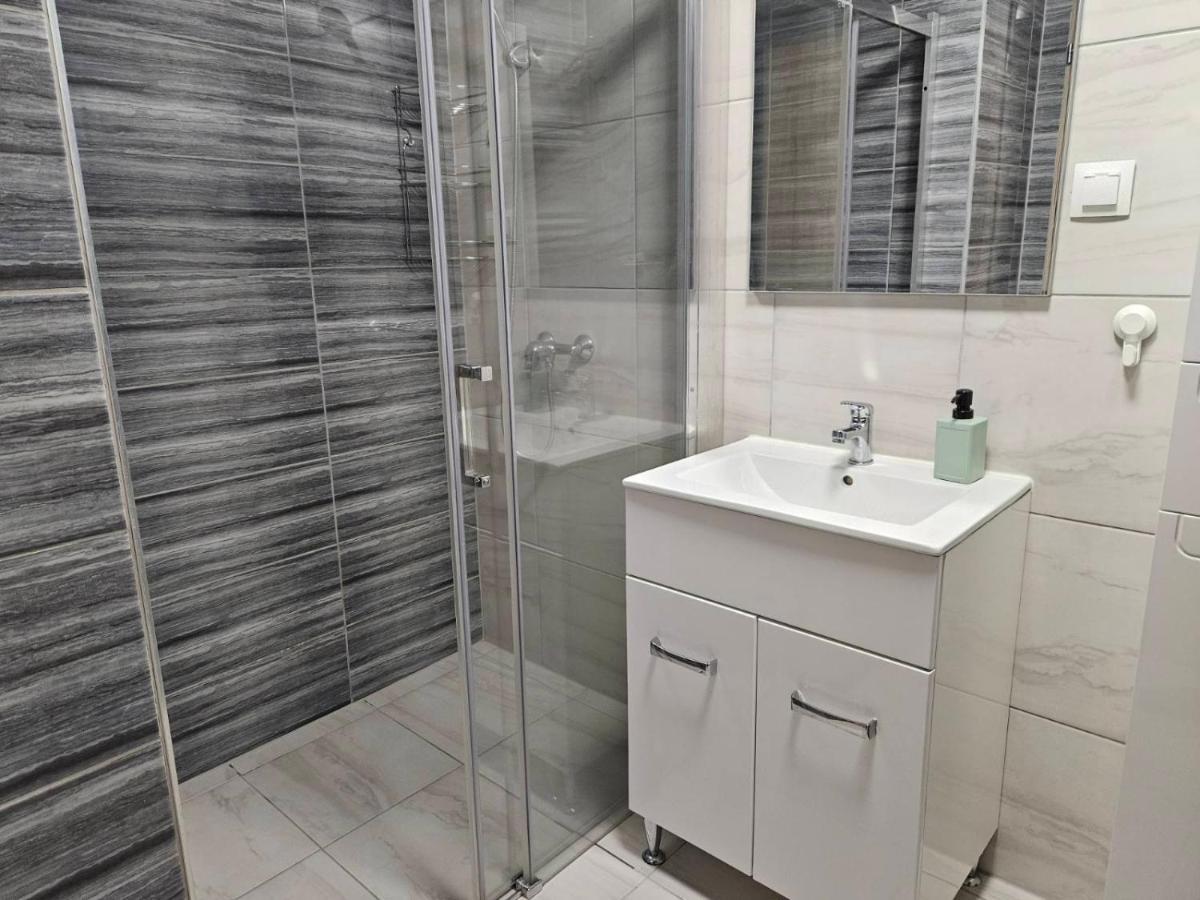 Holiness Apartmanok Segedin Dış mekan fotoğraf