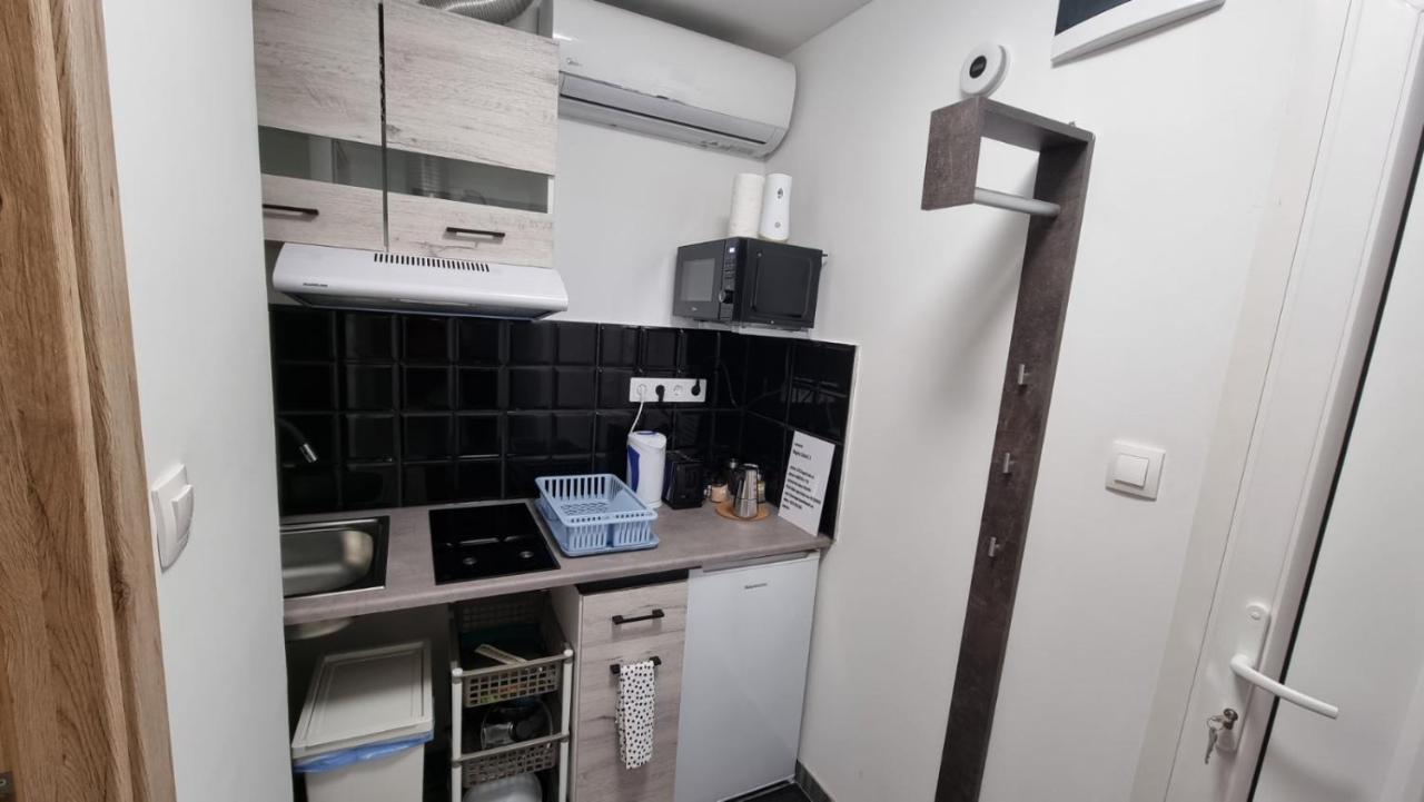 Holiness Apartmanok Segedin Dış mekan fotoğraf