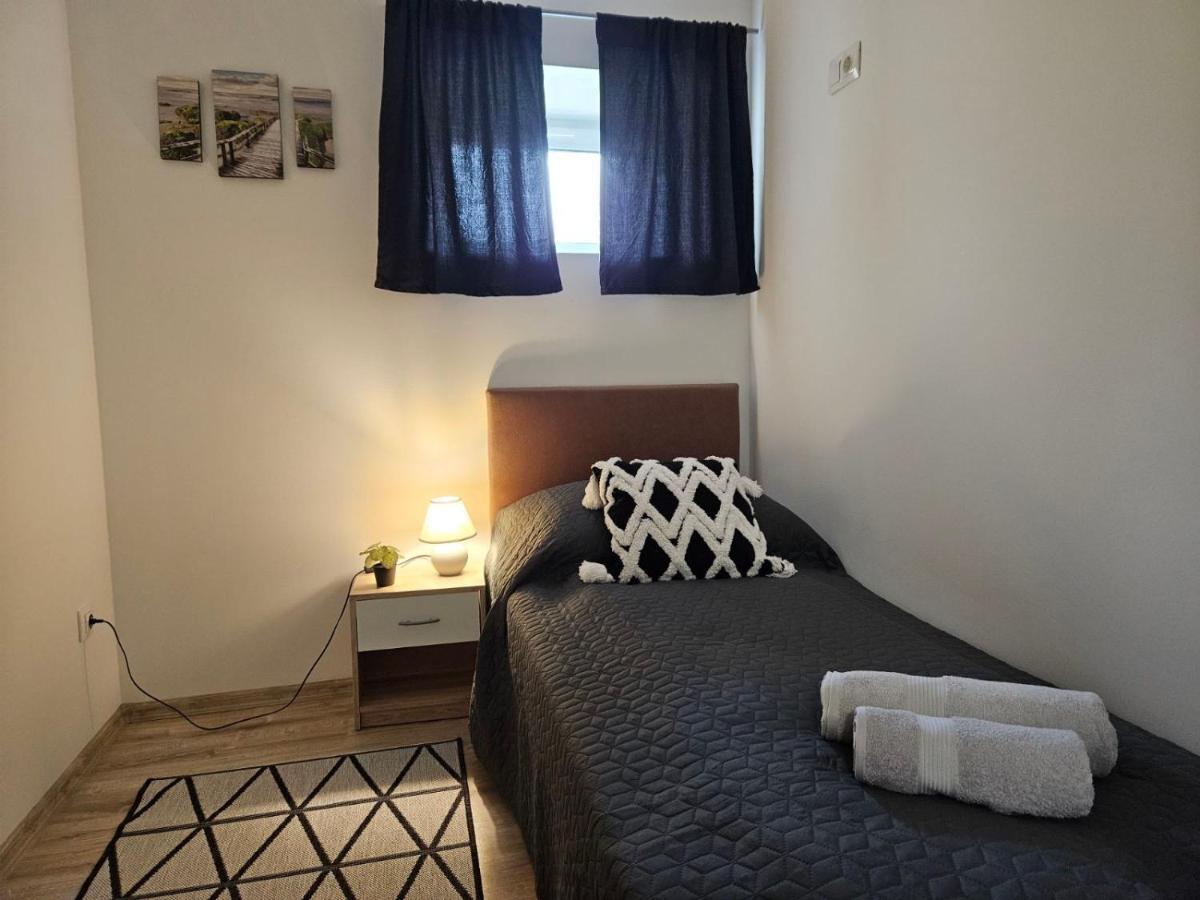 Holiness Apartmanok Segedin Dış mekan fotoğraf