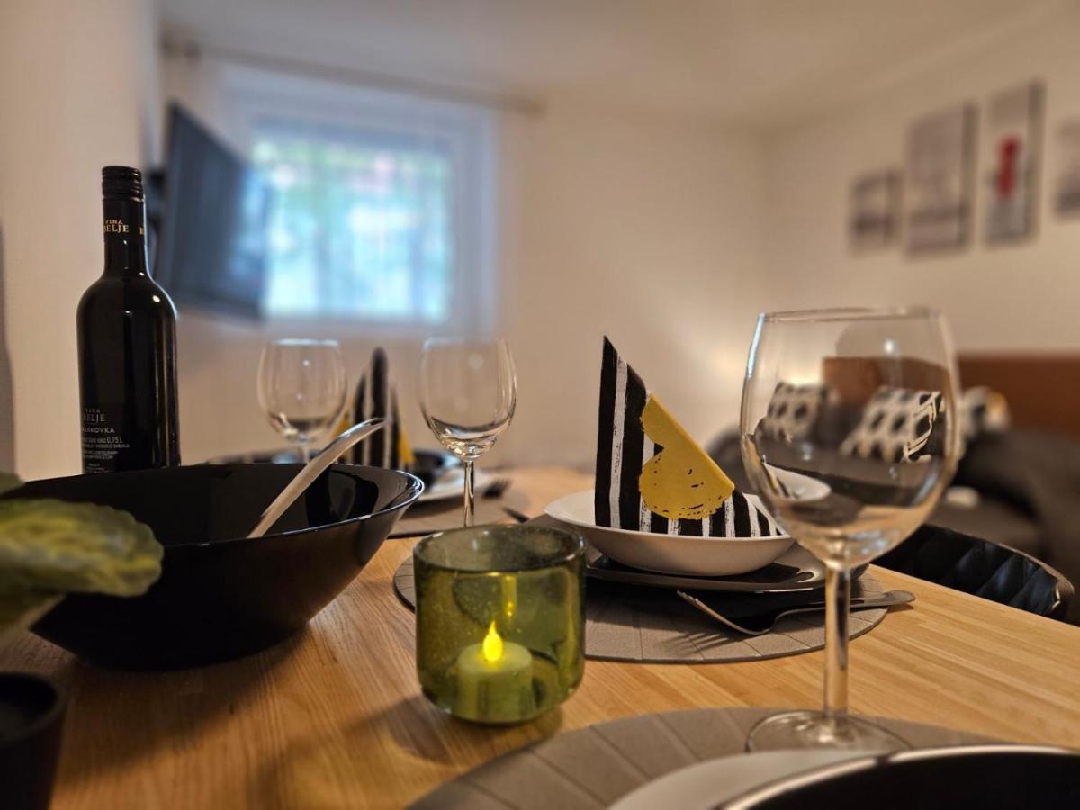 Holiness Apartmanok Segedin Dış mekan fotoğraf