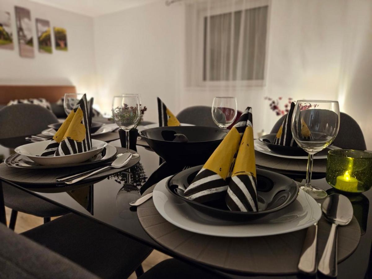 Holiness Apartmanok Segedin Dış mekan fotoğraf
