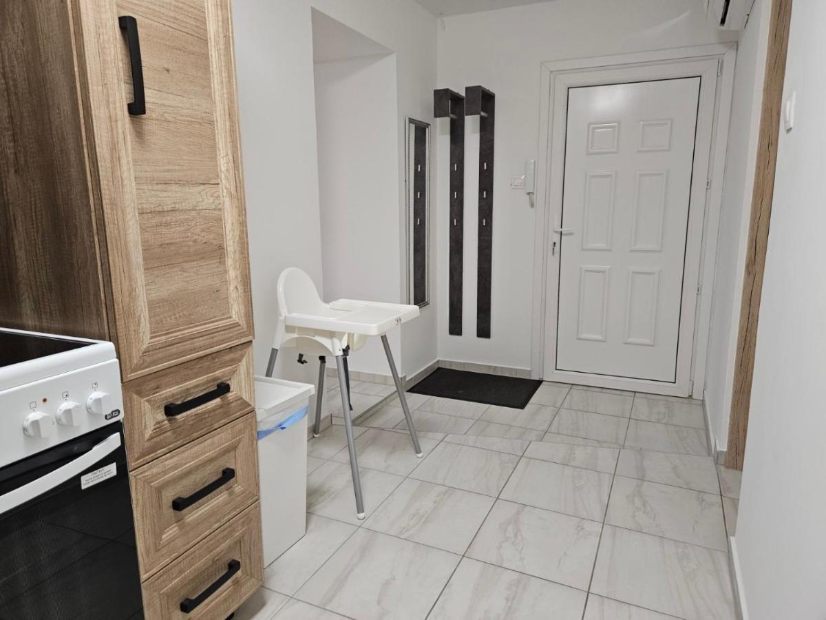 Holiness Apartmanok Segedin Dış mekan fotoğraf