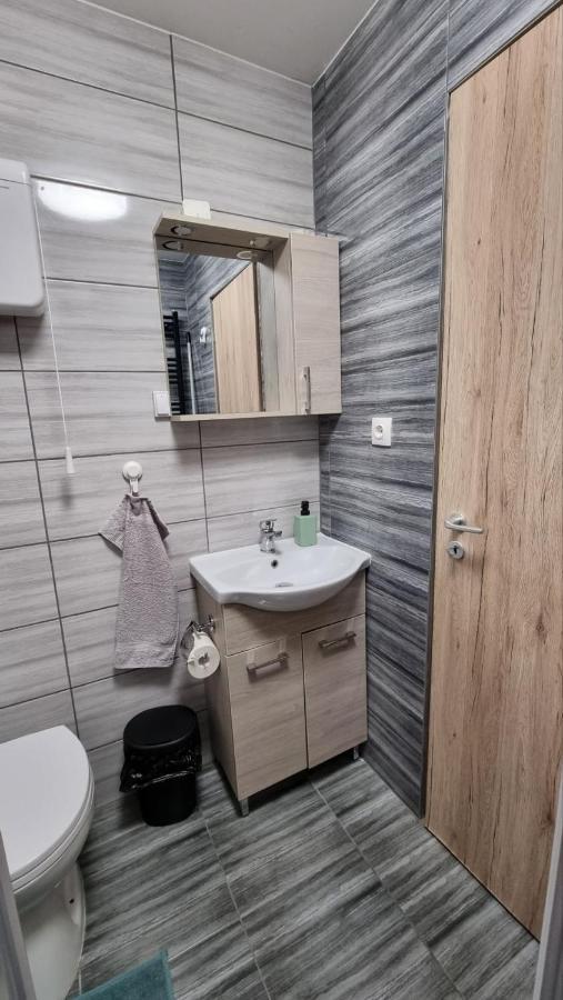 Holiness Apartmanok Segedin Dış mekan fotoğraf