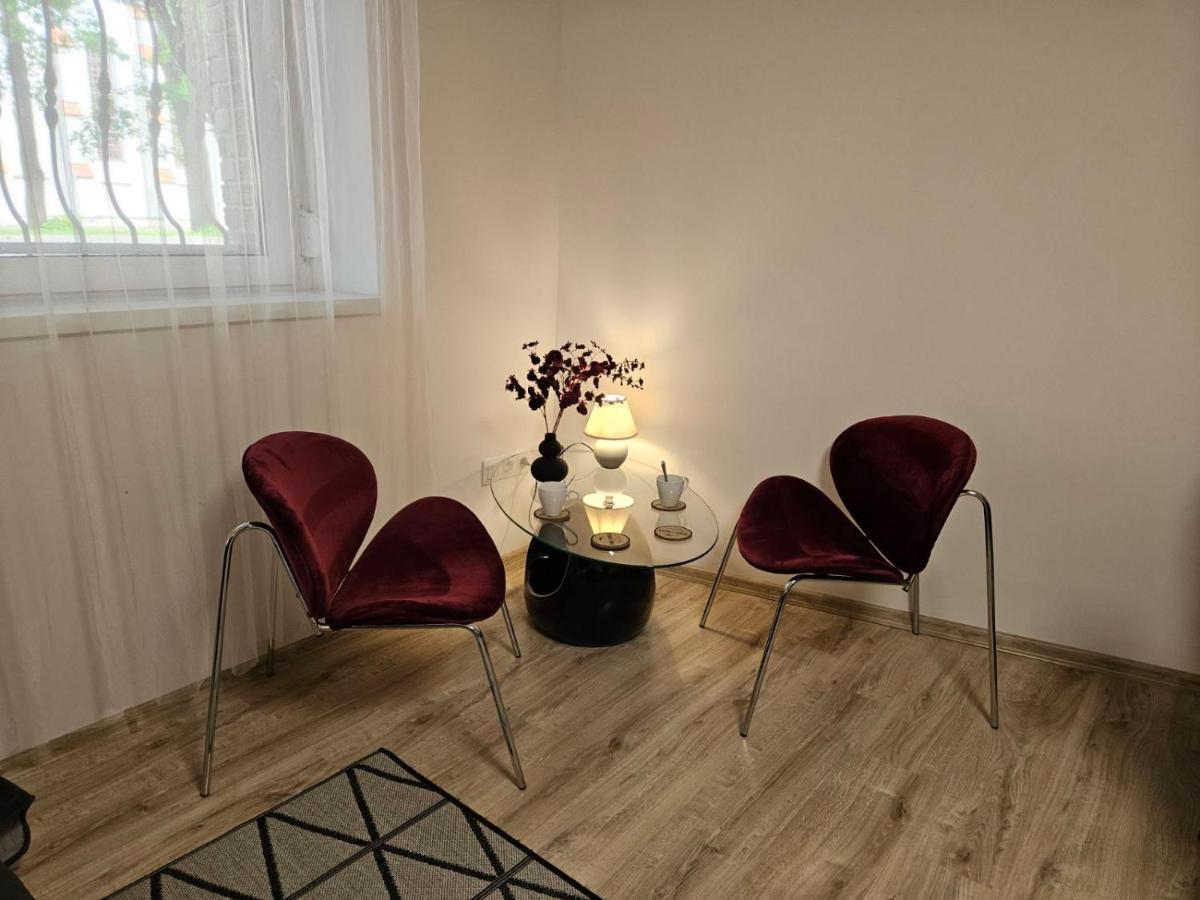 Holiness Apartmanok Segedin Dış mekan fotoğraf